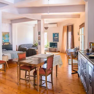 Artistic Getaway - Super Heraklion (Crete)